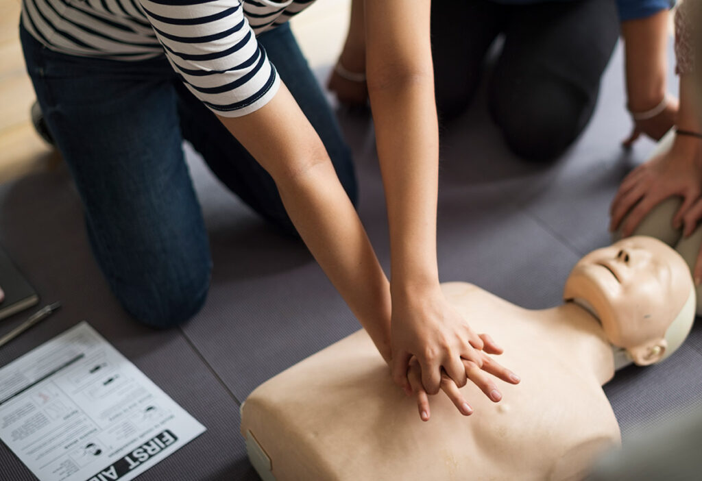 Premiers secours : les gestes qui sauvent